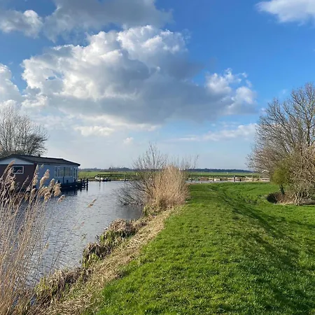 Watertuin Holiday home