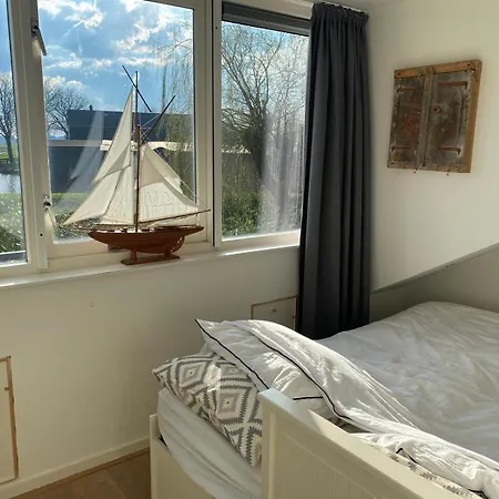 Watertuin Vakantiehuis Warmond